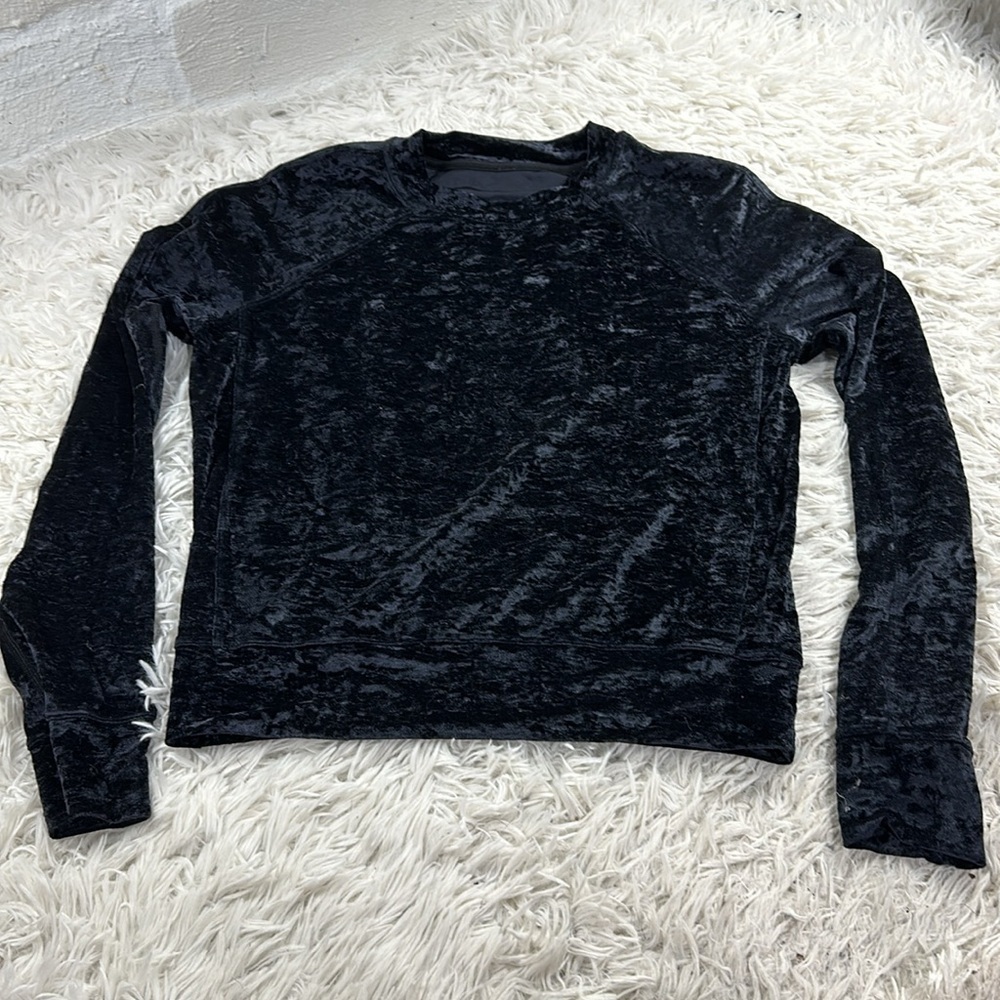 Lululemon Velour Warm Down Crew Black